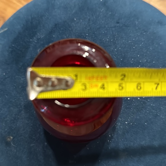 Gorgeous Vintage Ruby Red Glass BlownVases (Set of 2).Measurements in pictures. - Picture 10 of 13